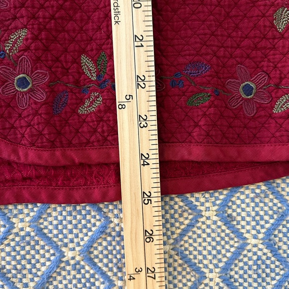 *SOLD* Red Quilted Jacket With Floral & Leaf Embroidery - Picture 10 of 12